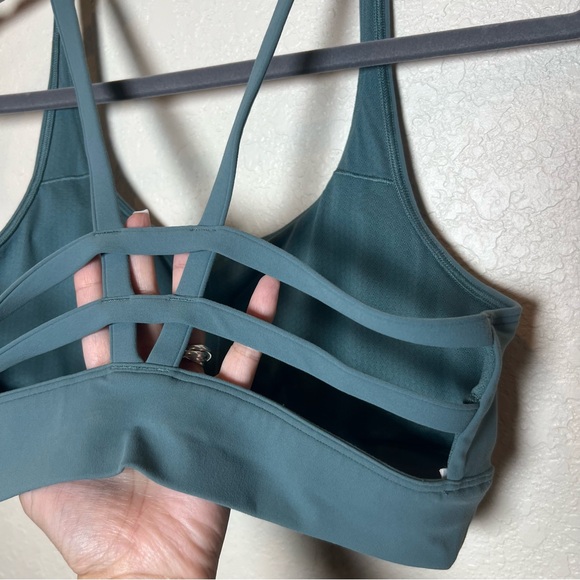 Vuori Yosemite longline strappy back sports bra - Picture 6 of 7